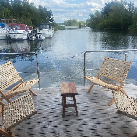 Отель La Mare Houseboat Nederhorst den Berg Экстерьер фото