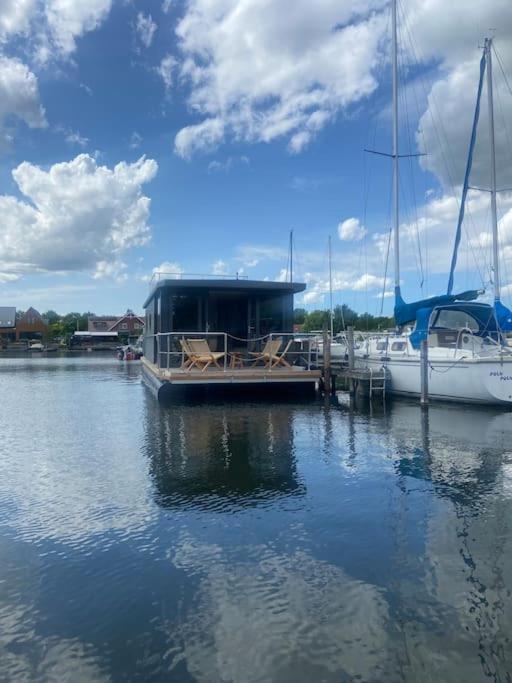 Отель La Mare Houseboat Nederhorst den Berg Экстерьер фото